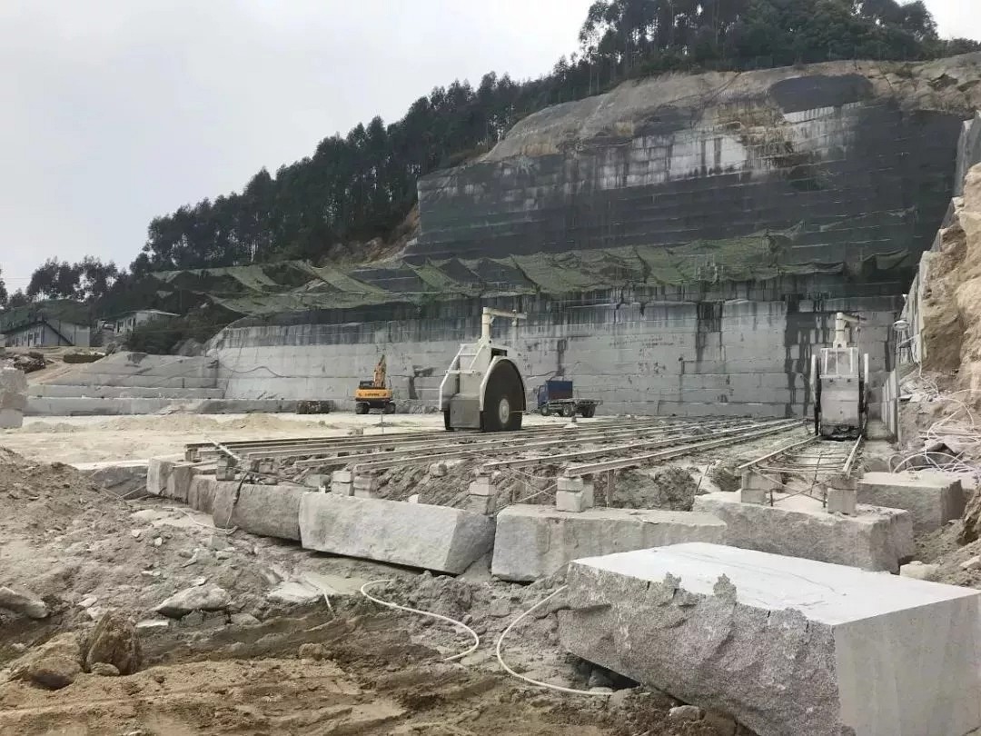 矿山开采一天都不能停!福建、湖北接连新批100多座矿山!石材人命运大转变!